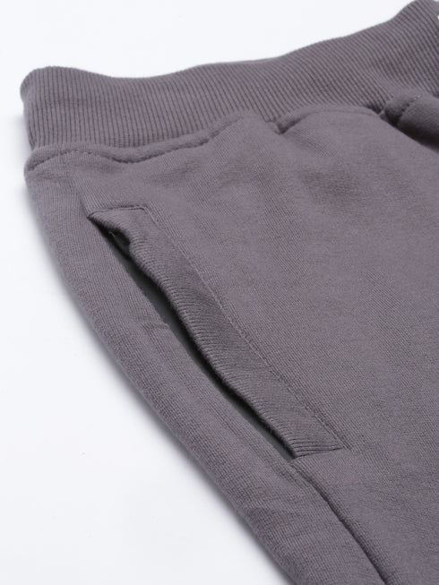Black & Grey Solid Lounge Set